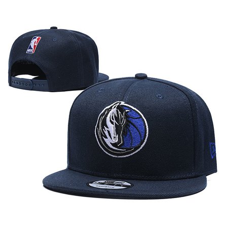 Dallas Mavericks Snapback Hat